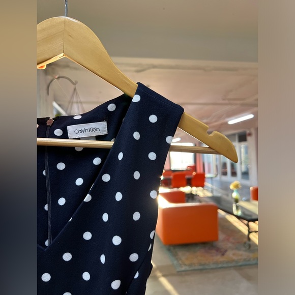 NWT Calvin Klein dark navy polka dot belted wide leg jumpsuit. - Picture 3 of 10